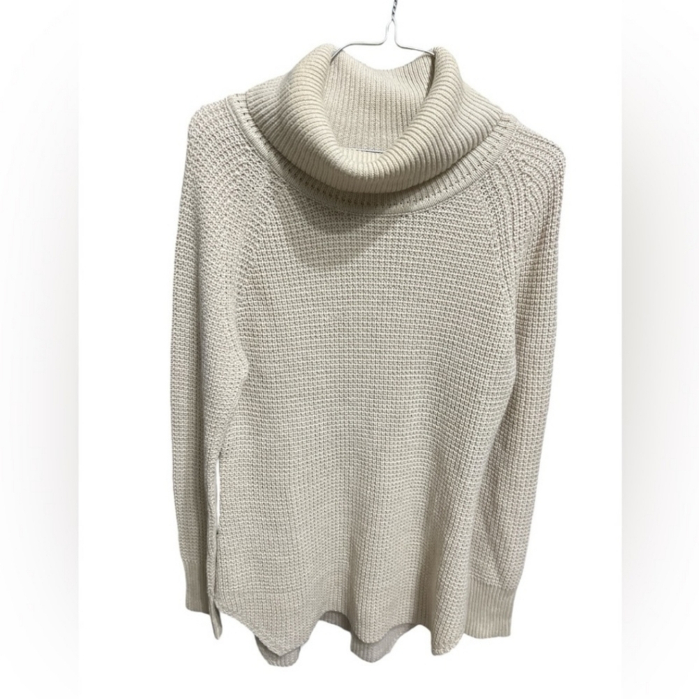 Oak and Ivy cream knit sweater
